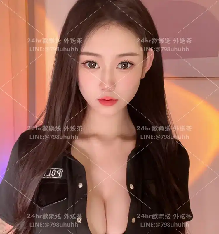 依依