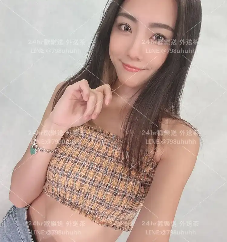 伊念